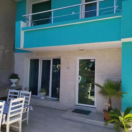 деси 1 切尔诺莫雷茨