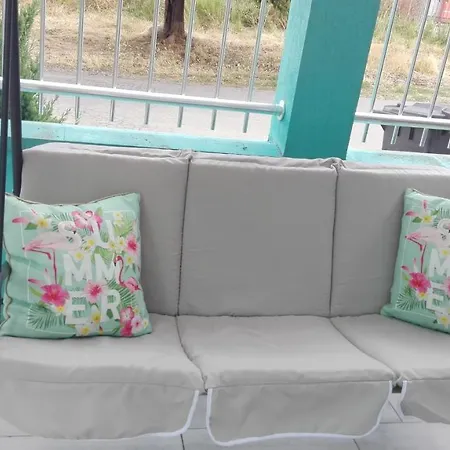 بيت ضيافة деси 1 تشيرنوموريتس