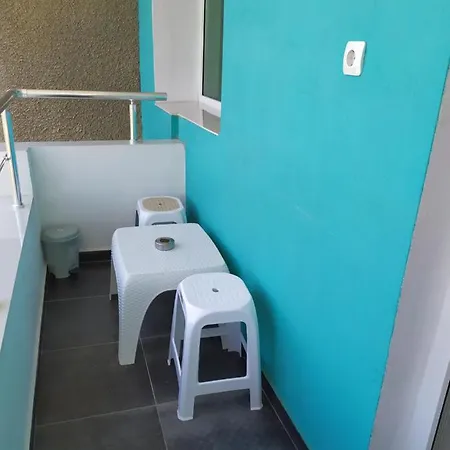 деси 1 Guest house *