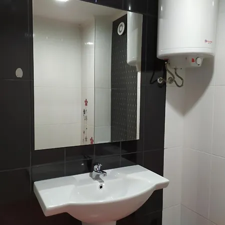 деси 1 Guest house Chernomorets