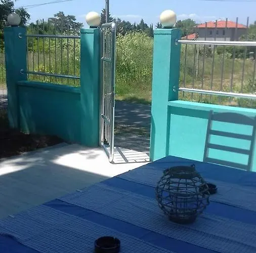 деси 1 * 切尔诺莫雷茨