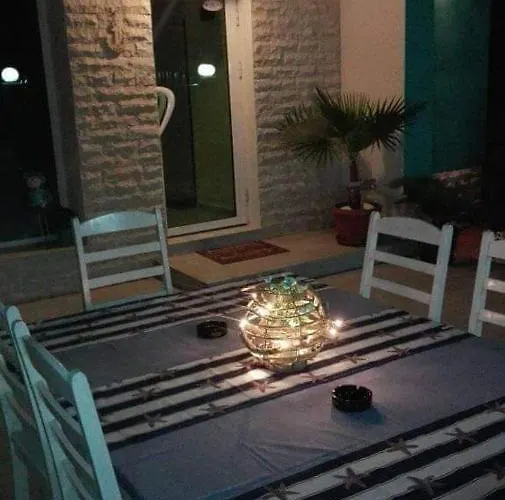 деси 1 招待所 *