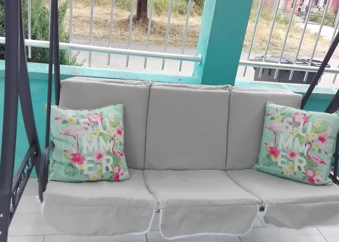 招待所 деси 1 切尔诺莫雷茨