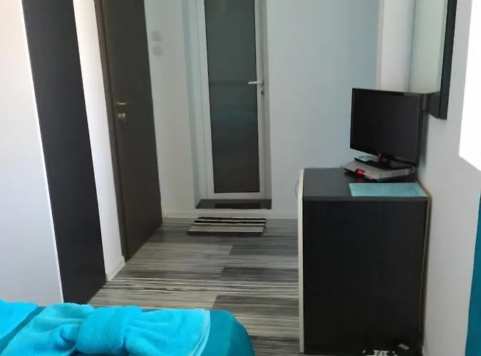 деси 1 切尔诺莫雷茨